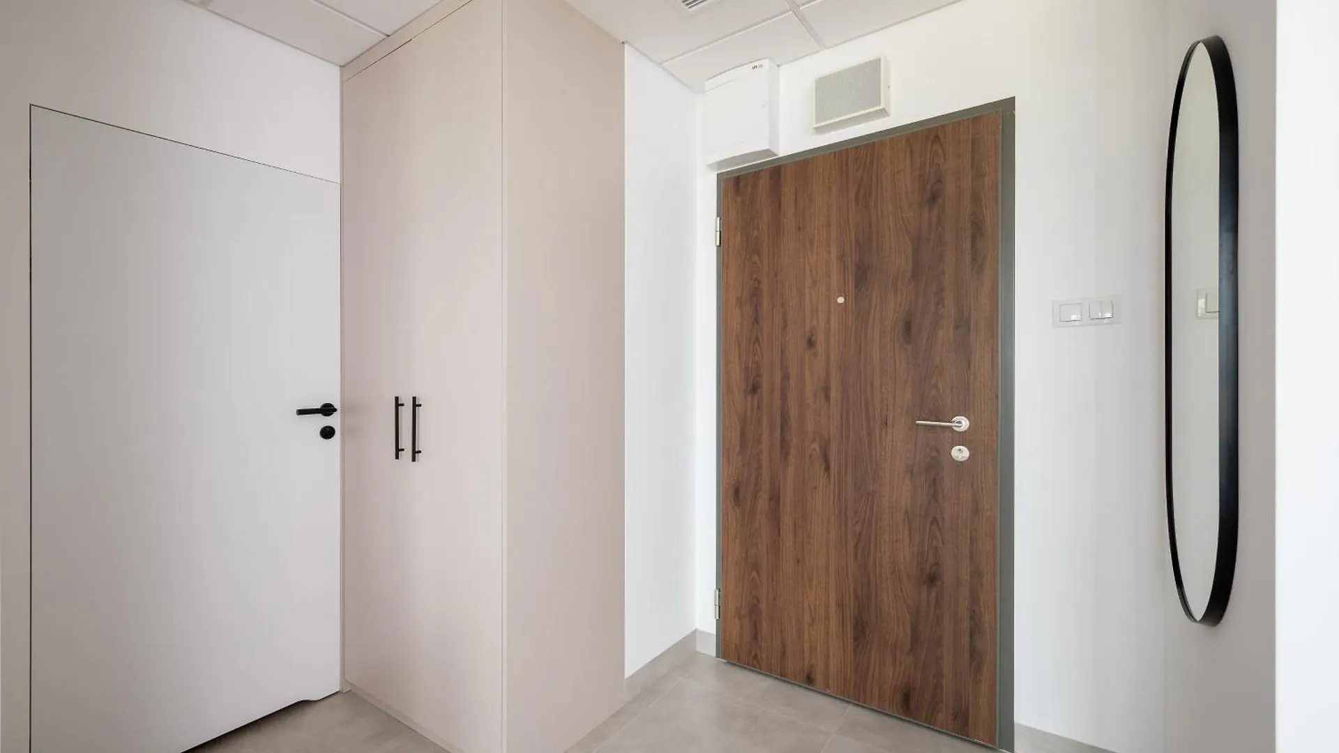 New Varsovia Comfort 1305 0*, Warsaw Poland